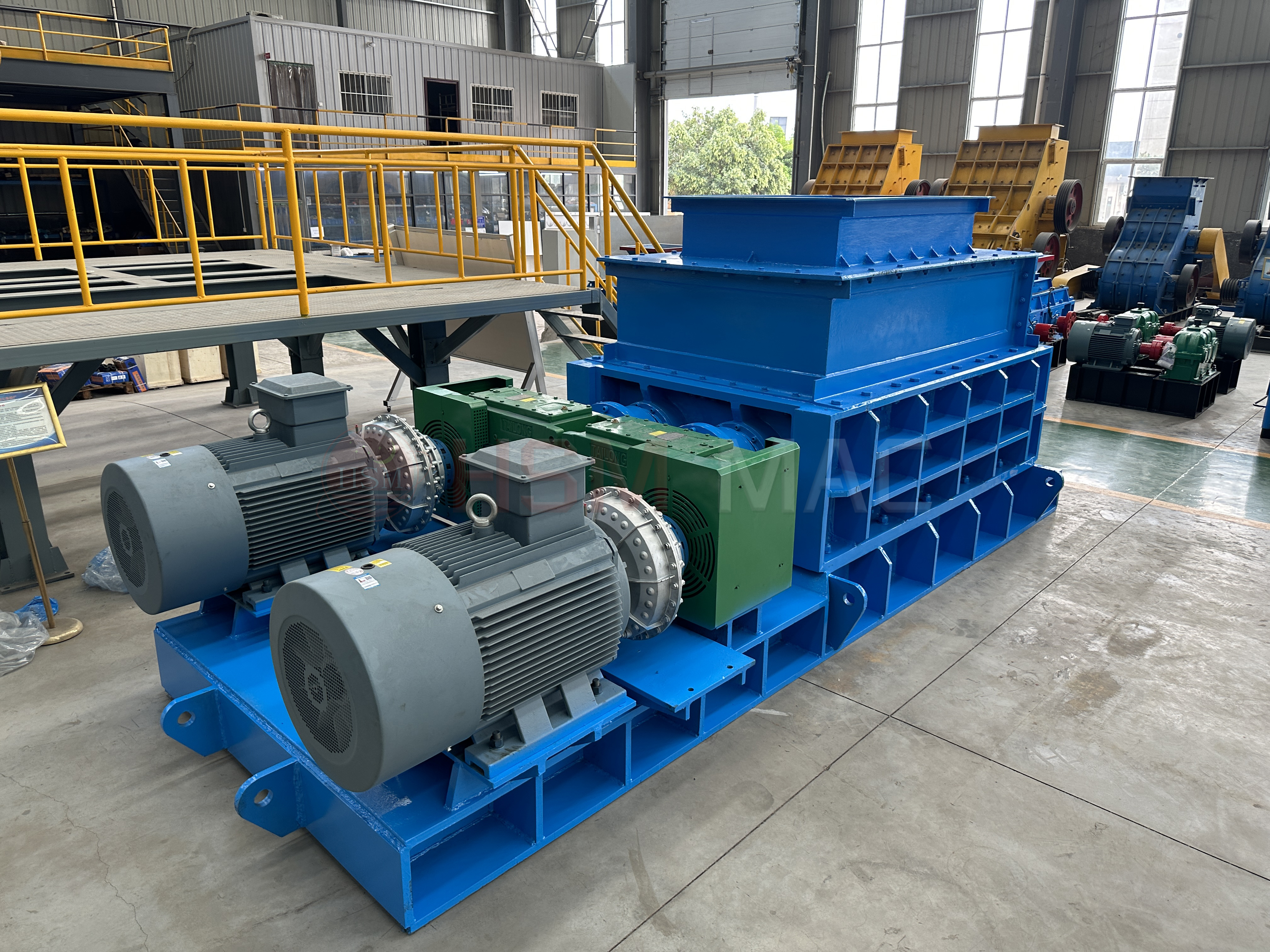 強(qiáng)力分級齒輥破碎機(jī) 強(qiáng)力分級齒輥破碎機(jī)